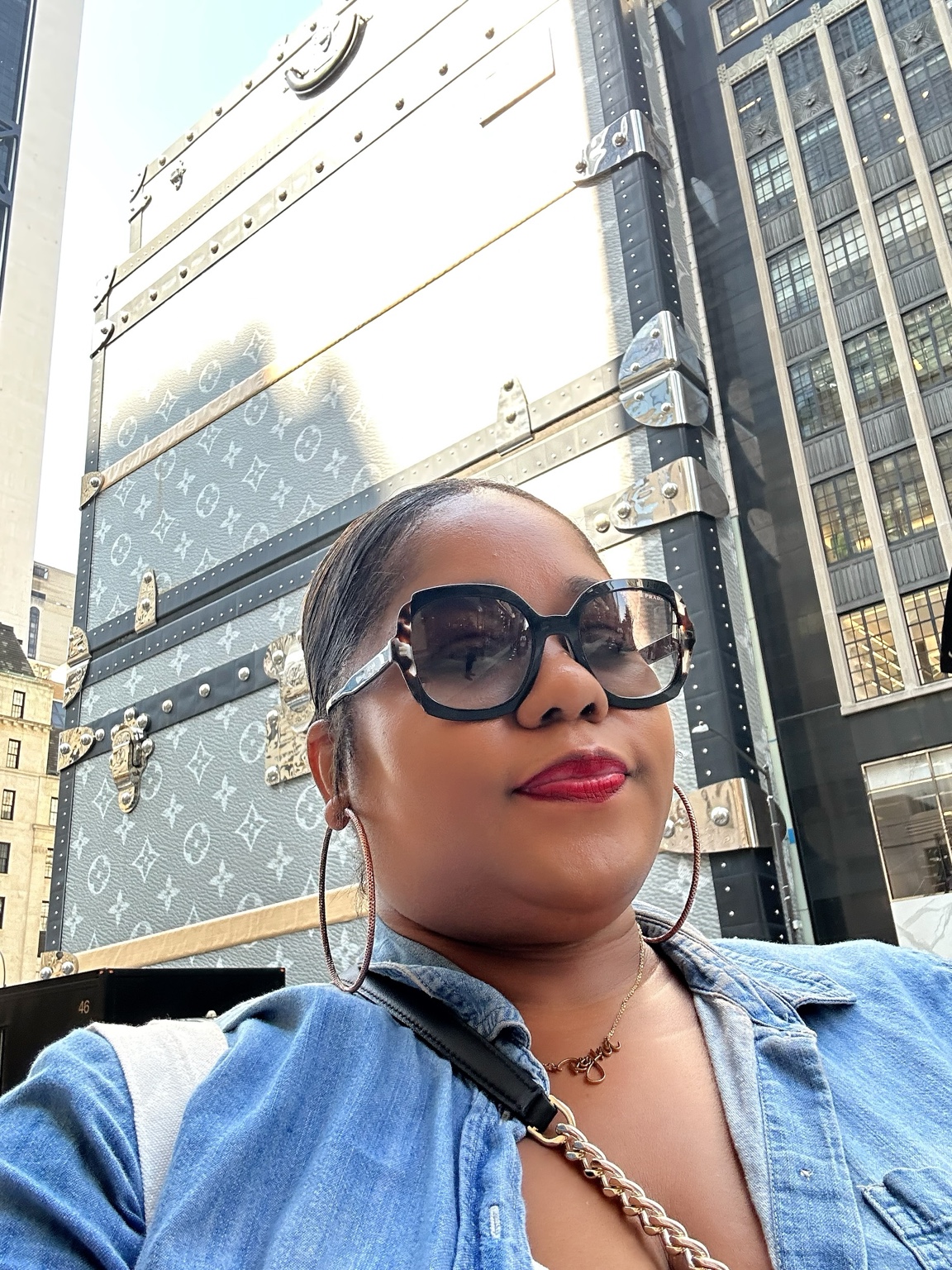 Regina enjoying a luxury shopping experience
